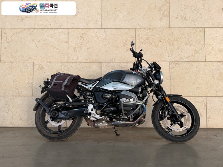 BMW R 나인 T 퓨어 2021년식 21년식 알나인티퓨어
