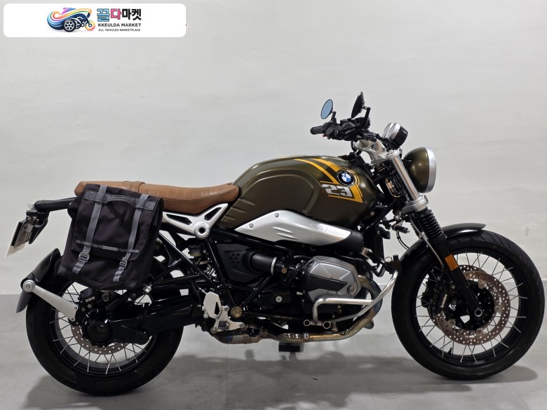BMW R 나인 T 스크램블러 2021년식 (전국무료배송) 21년식 BMW 알나인티 스크램블러 칼라마타 차량 판매/대차