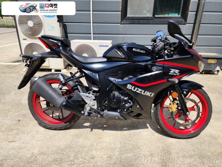스즈끼 GSX R 125 ABS 2025년식 SLBIKE 2025년식 스즈키 GSX-R125 맷블랙 판매