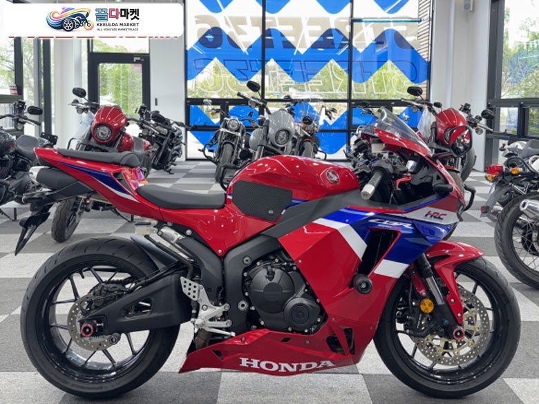 혼다 CBR 600 RR 2025년식 -스트리트36- 2025 혼다 CBR600RR / 전국 최고가 매입, 대차