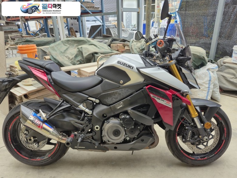 스즈끼 GSX S 1000 2024년식 오토바이