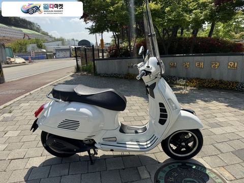 베스파 GTS 300 2018년식 베스파 gts300 abs모델 18년형 무꿍무슬립 A급 판매합니다