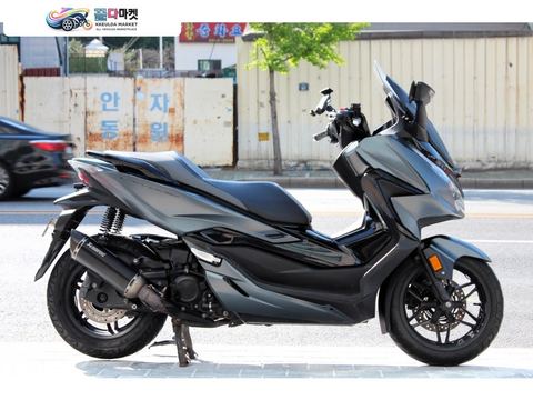 혼다 포르자 350 2022년식 중고바이크매입 전문 / 혼다 포르자350 2인신조 아크라구변 2만키로 / 대차 환영 / 무이자 카드 할부