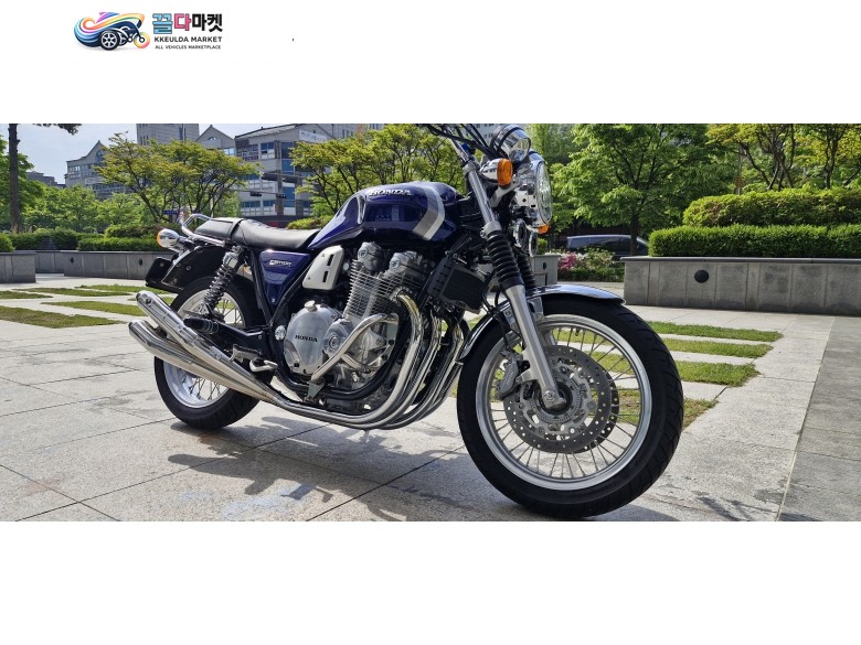 혼다 CB 1100 EX 2020년식 cb1100ex 800km 주팽판매합니다.
