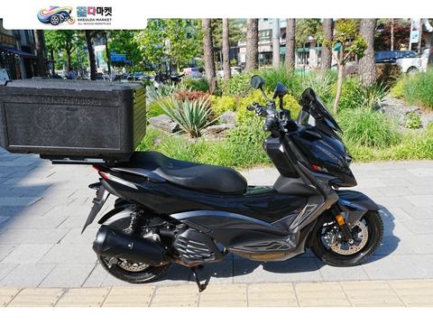 존테스 125 M 2025년식 존테스 125M  2025년식 1129km  신차 컨디션 유지중 배달세팅 차량