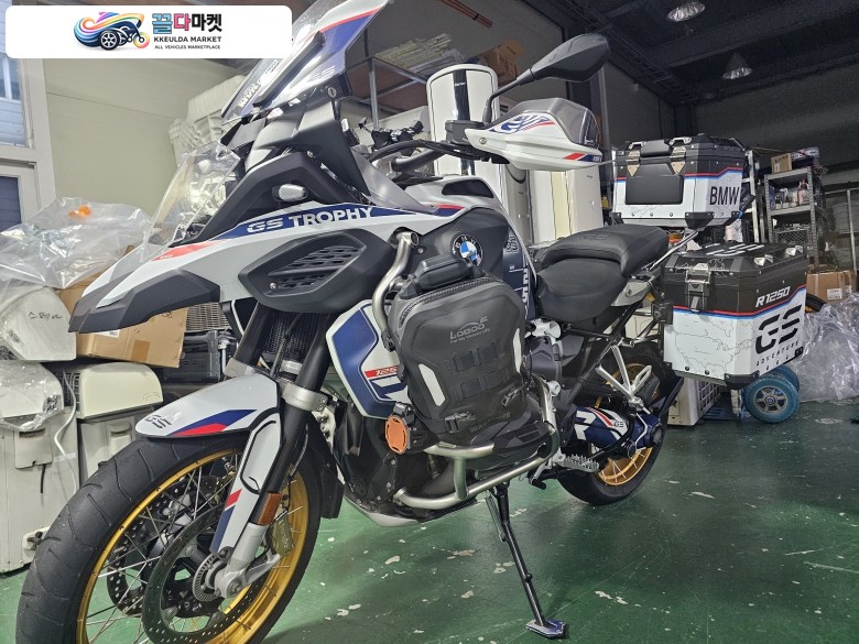 BMW R 1250 GS 어드벤처 2024년식 r1250gs adv 팝니다