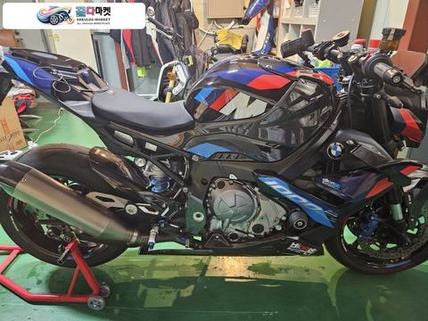 BMW M 1000 R 2023년식 3무 풀옵션 컴페티션