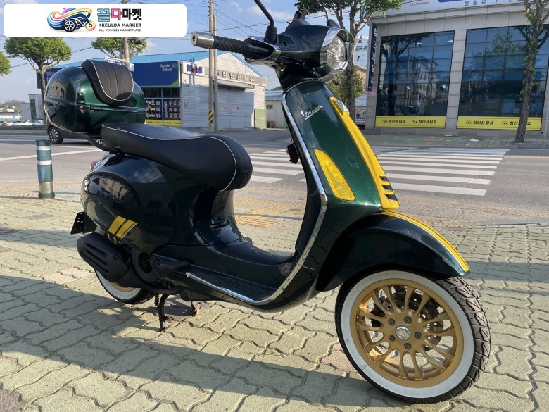 베스파 스프린트 125 레이싱 식스티 2021년식 스프린트 125 60 레이싱 판매합니다