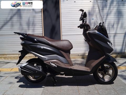 스즈끼 버그만 스트리트 125 EX 2024년식 [복지모터스]  주행거리 4745km  / 옵션 / 대차 카드가능