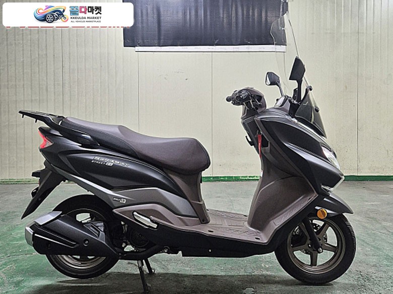 스즈끼 버그만 125 ABS 2024년식 스즈키 버그만 스트리트125/24년식/300km/신차급/입문용/출퇴근용/