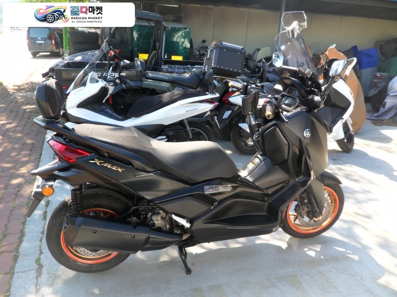 야마하 X 맥스 300 ABS 2024년식 야마하 XMAX300 ABS 판매합니다.