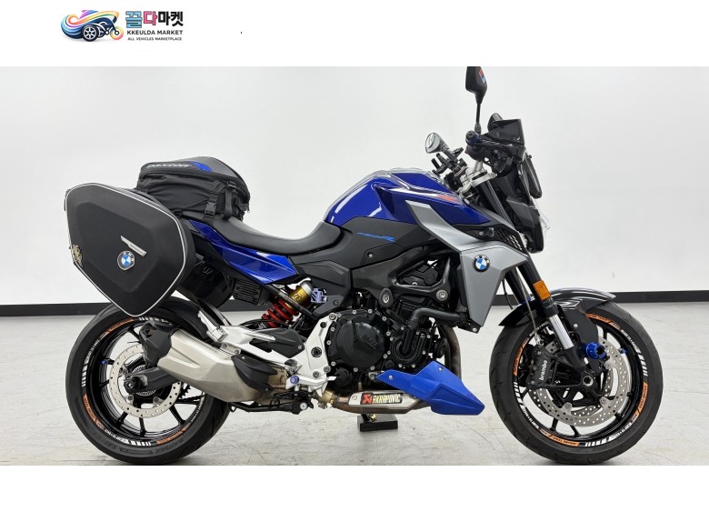 BMW F 900 R 2021년식 [ 매버릭바이크 ] / 실용적인 투어 옵션 구성된 BMW F900R 판매합니다.