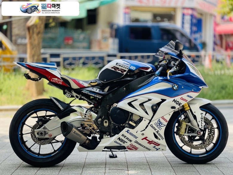 BMW S 1000 RR 2016년식 BMW S1000RR 16년식 저렴하게 판매합니다.