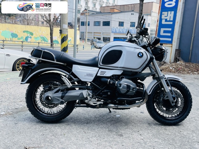 BMW R 나인 T 2012년식 R120 유닛 게러지 풀커스텀 판매합니다