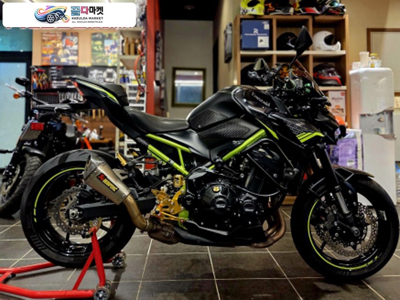 가와사키 Z 900 ABS 2022년식 z900 민트급 풍옵션 최저가판매합니다^^