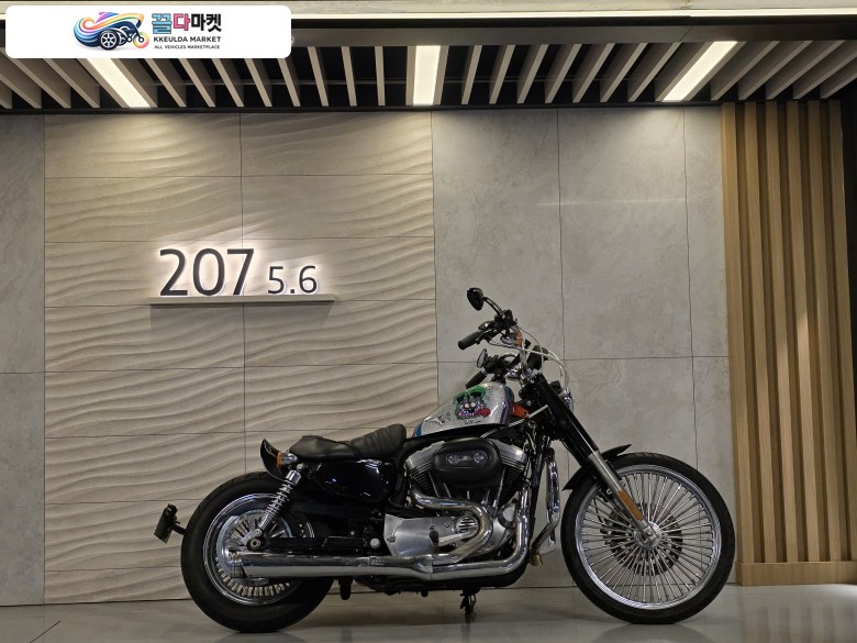 할리데이비슨 883 R 2012년식 12년식 할리데이비슨 883 판매나 대차합니다.