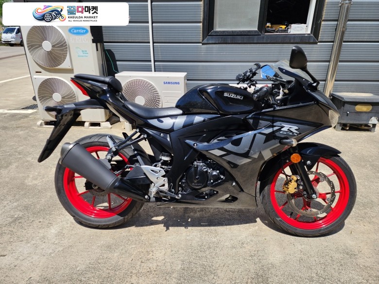스즈끼 GSX R 125 ABS 2021년식 SLBIKE 2021년식 스즈키 GSX-R125 블랙 판매