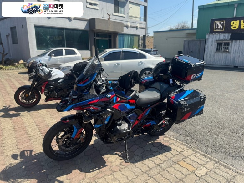 BMW R 1300 GS 2024년식 BMW R1300GS 트리플블랙 노멀 24년 12월 출고 풀옵 판매합니다