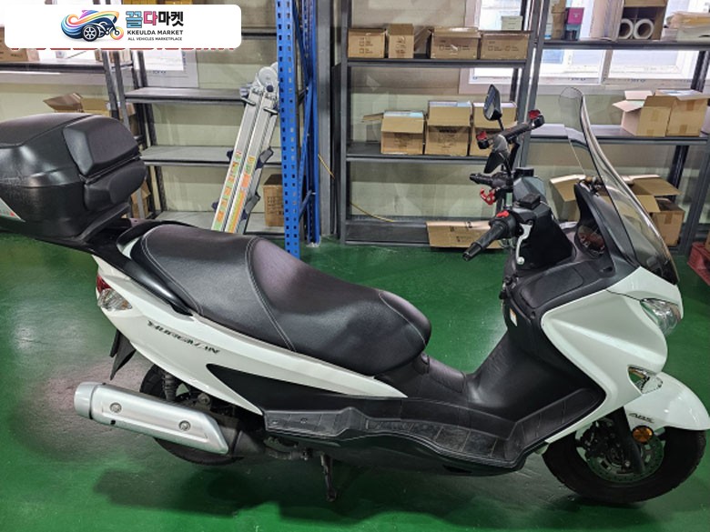 스즈끼 버그만 125 ABS 2021년식 버그만 125 21년식 판매합니다.