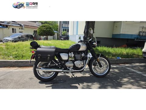 트라이엄프 본네빌 T120 2025년식 트라이엄프 본네빌 T120