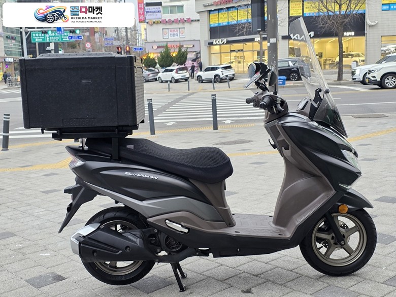 스즈끼 버그만 스트리트 125 EX 2024년식 ［스즈키대리점］매입대차합니다. (중고)버그만 스트리트125 24년식 풀옵션!