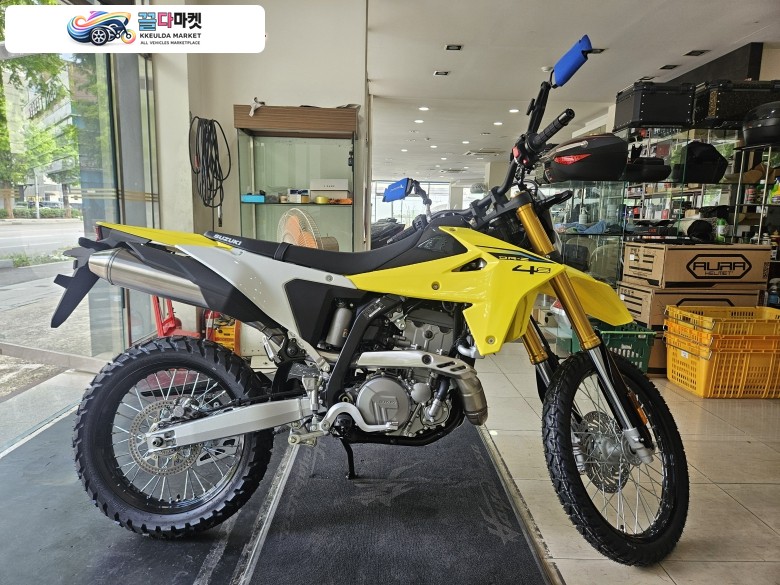 스즈끼 DR Z 4 S 2026년식 2026년식 스즈키 New DR-Z4S 신차 판매 합니다.