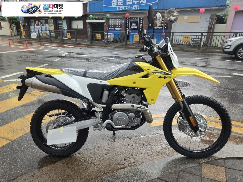 스즈끼 DR Z 4 S 2026년식 2026년식 스즈키 DR Z4S 신차 판매합니다