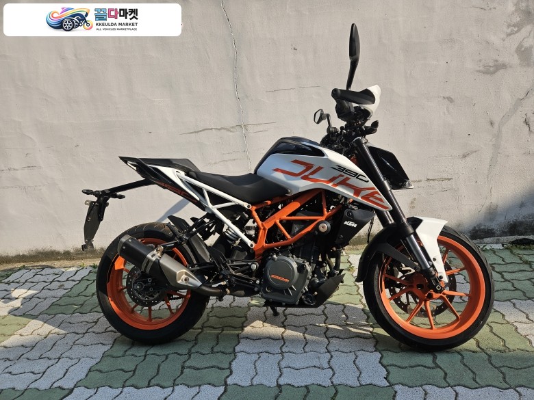 KTM 390 듀크 2019년식 2019년식 듀크390 37,000km