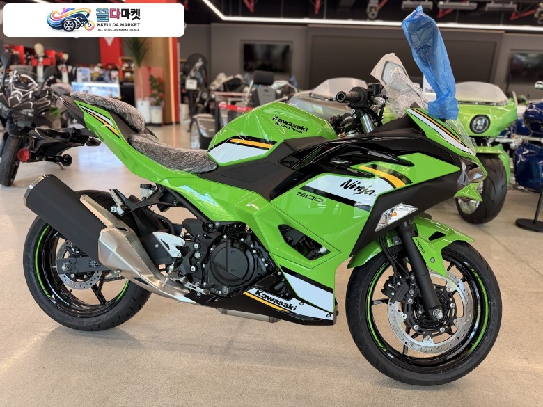 가와사키 닌자 500 R 2026년식 2026년식 닌자 500 신차 차량입니다.
