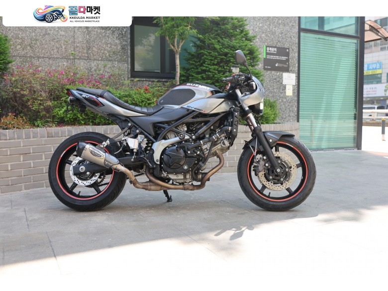 스즈끼 SV 650 X 2018년식 심장을 울리는 요시무라의 선율 2018 스즈키 SV650X
