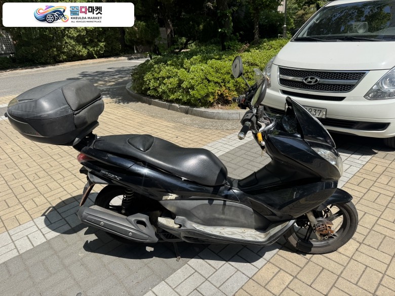 혼다 PCX 125 FI 2012년식 혼다 pcx125 12년형 냉동차 짧은키로수 가성비차량 팝니다