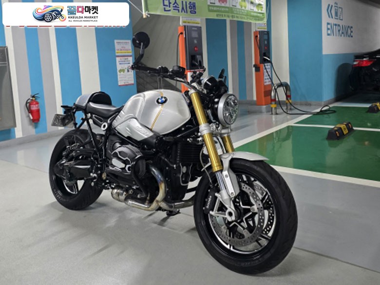 BMW R 나인 T 2022년식 23년 출고 알나인티 노멀 옵션 719 풀패키지