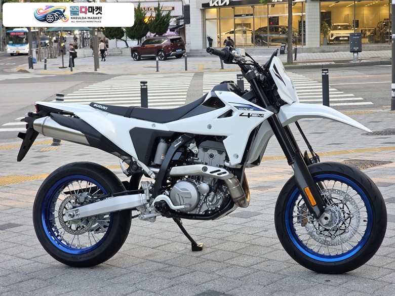 스즈끼 DR Z 4 SM 2026년식 ［스즈키대리점］매입대차가능합니다. DR-Z4SM /롯데카드 4%저금리 60개월 할부/신한마이카,하나오토론,KB매직카5%대 120개월 할부!!