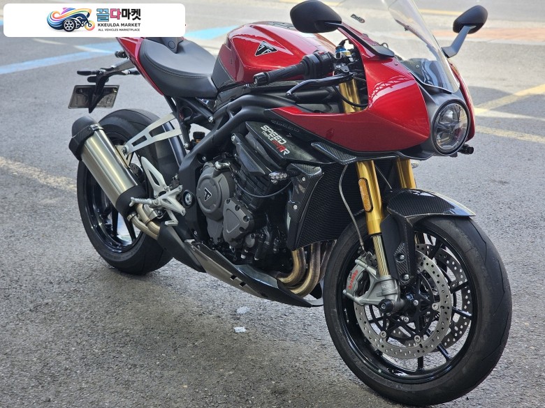 트라이엄프 스피드 트리플 1200 RR 2023년식 트라이엄프 스피드트리플 1200rr 판매합니다