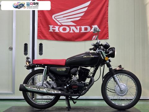 혼다 CG 125 2021년식 신차급)혼다 CG125 21년식 3천km 블박2채널 / 레드시트 최저가 판매합니다
