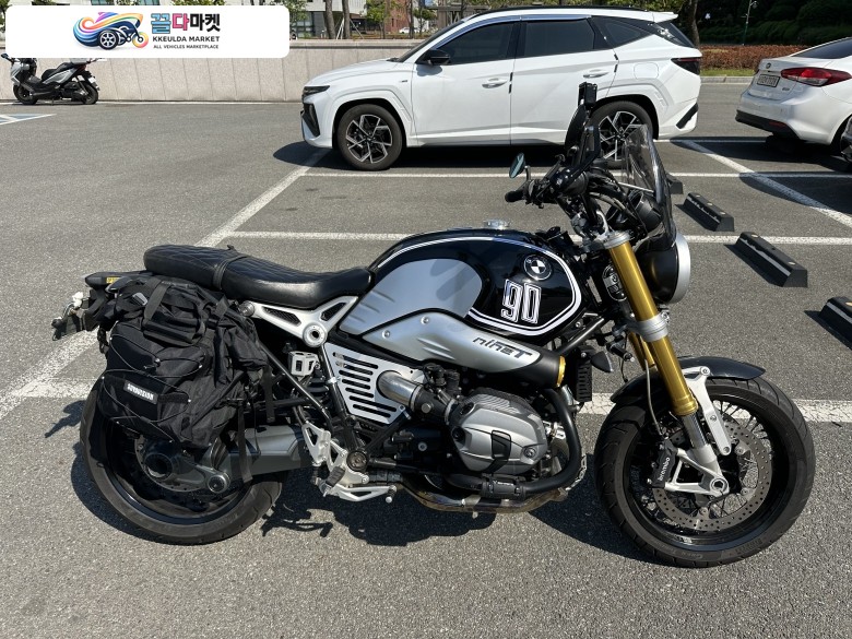 BMW R 나인 T 2016년식 BMW R nineT 유로3 2016년식 판매합니다.