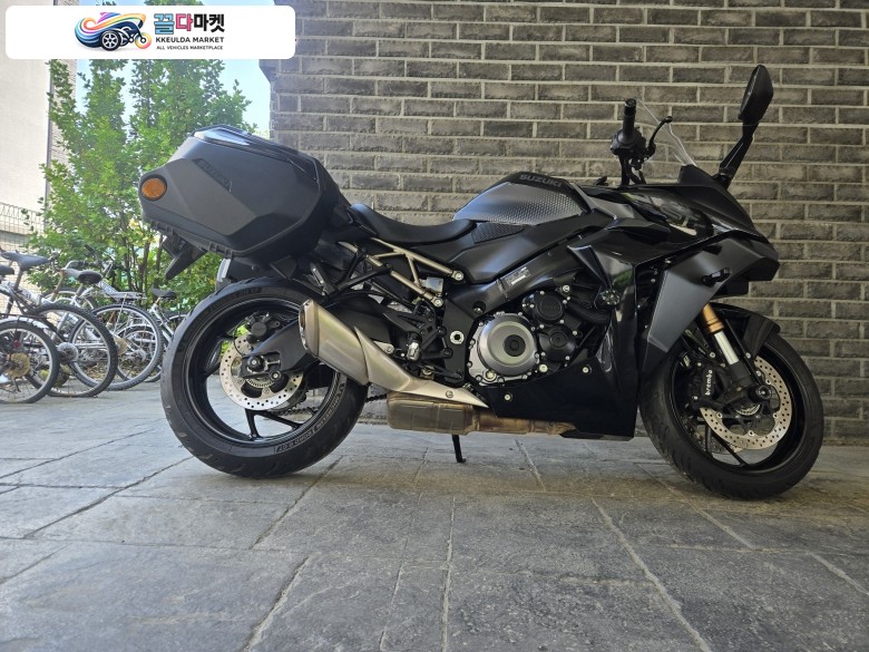 스즈끼 GSX S 1000 GT 2022년식 22년 s1000gt 블랙 팝니다
