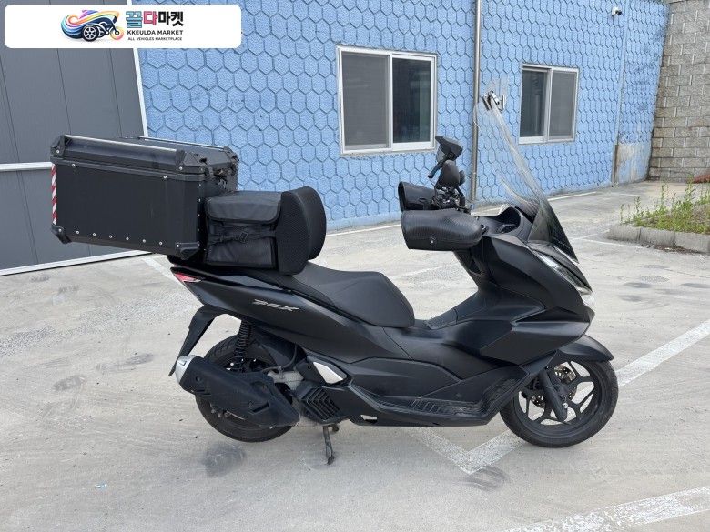 혼다 PCX 125 ABS 2024년식 혼다 pcx125 24년형 무사고무슬립 abs모델 배달풀셋팅 팝니다