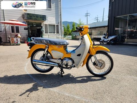 혼다 슈퍼 커브 110 2026년식 [신차]HONDA 혼다 2026년 슈퍼커브110 스포크 휠, 도로 위의 시선강탈 ‘옐로우’ 등장!