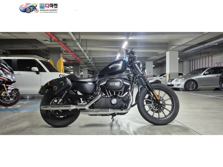 할리데이비슨 883 로우 2011년식 할리데이비슨 883