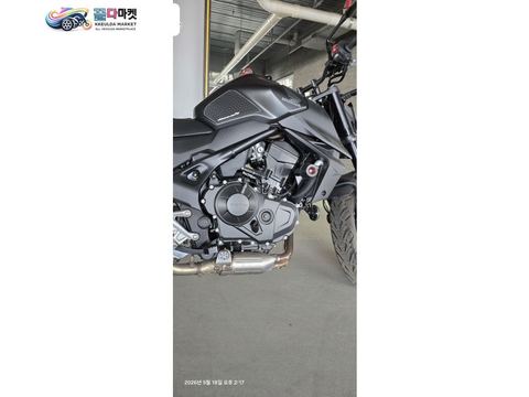 혼다 CB 750 호넷 2025년식 혼다 CB750 호넷