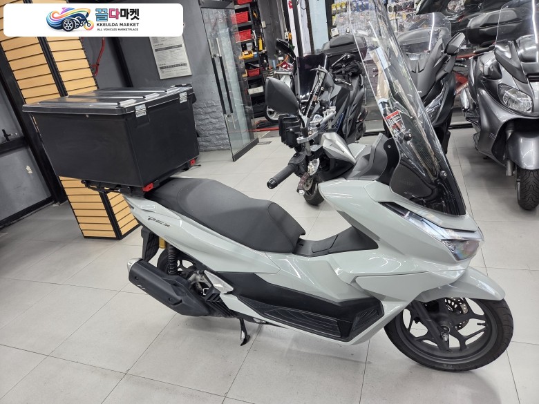 혼다 PCX 125 ABS 2025년식 / 성남 일흥 모터스 / 상태 최상 2025년식 PCX 125