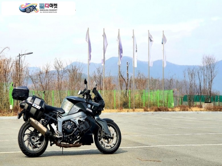 BMW K 1300 R 2010년식 BMW K1300R 풀옵 판매 합니다.