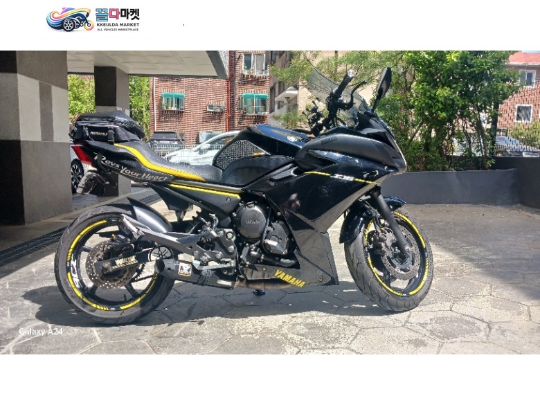 야마하 XJ 6 디버전 F 2010년식 야마하 XJ6 디비전F ABS(익실 풀배기시스템 구조변경완료 +R6 수랭4기통 엔진 디튠+785mm시트고)