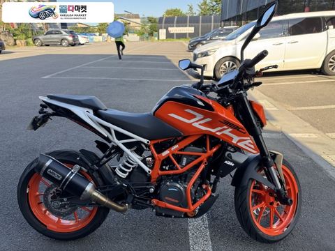 KTM 390 듀크 2019년식 DUKE 390 처분합니다.