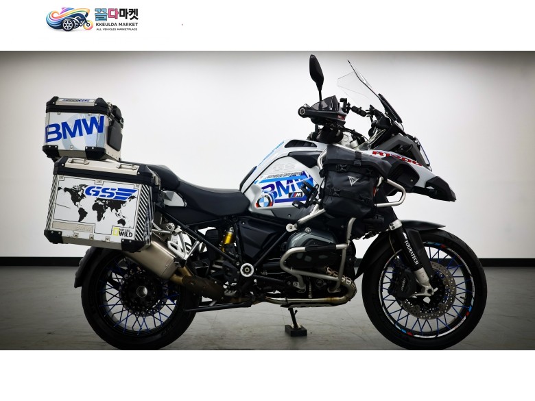 BMW R 1200 GS 2016년식 [ 매버릭바이크 ] / 아크라포빅 머플러 장착된 BMW R1200GS 판매합니다.