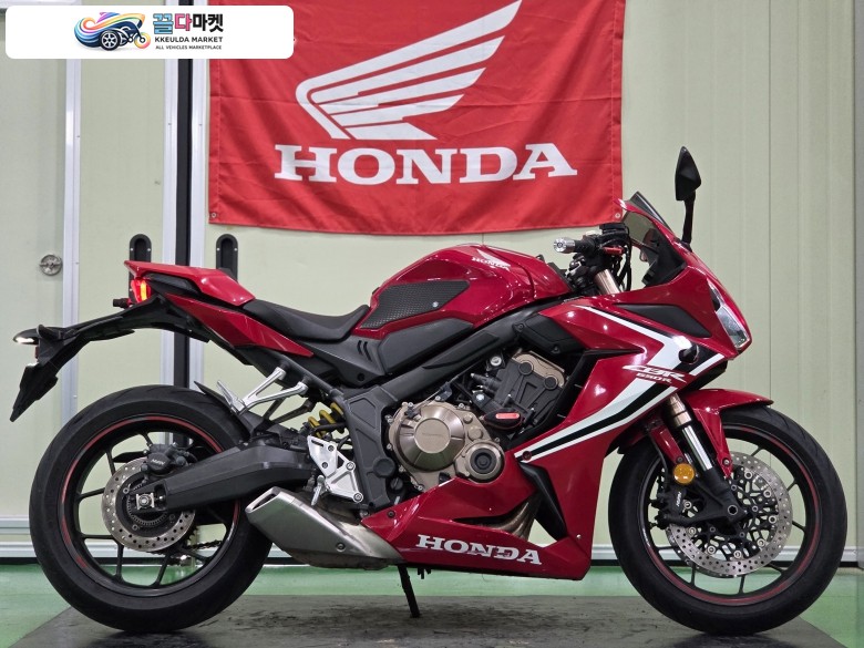 혼다 CB 650 R ABS 2020년식 혼다 CBR650R 20년식 3만km 블박2채널 최저가 판매합니다.