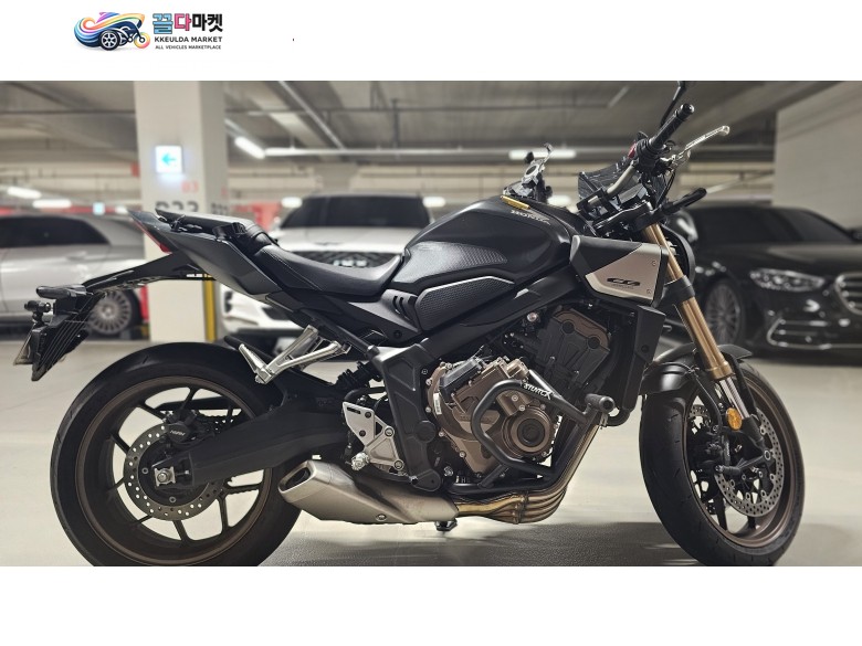 혼다 CB 650 R E 클러치 2024년식 혼다 CB650R E이클러치 판매