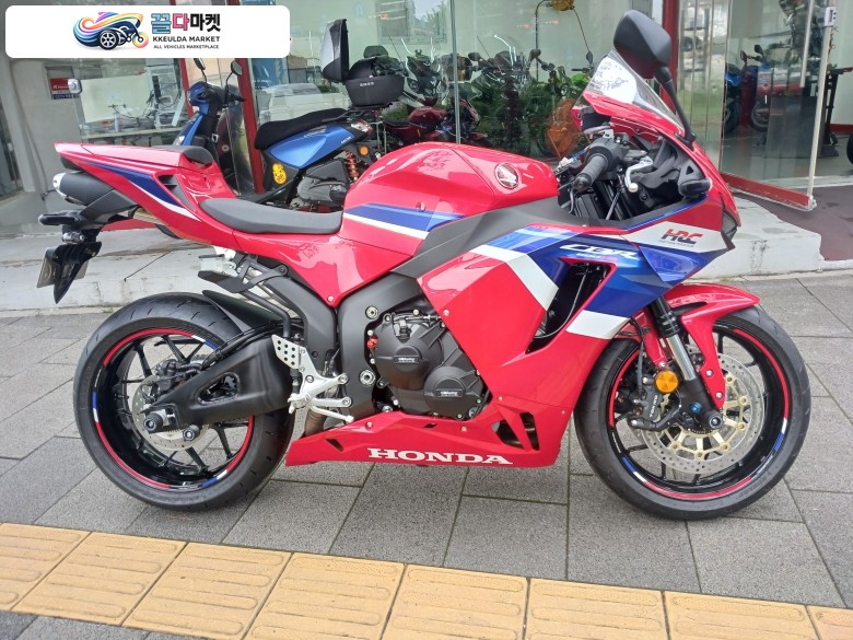 혼다 CBR 600 RR 2025년식 25년식 혼다 CBR 600rr 판매합니다.