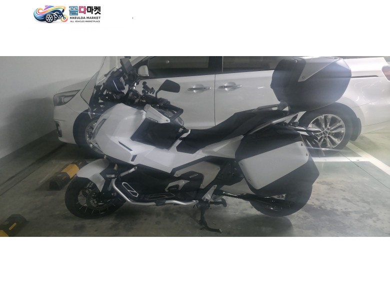 혼다 X ADV 2025년식 혼다 x-adv750 정품 삼박스 풀튜님